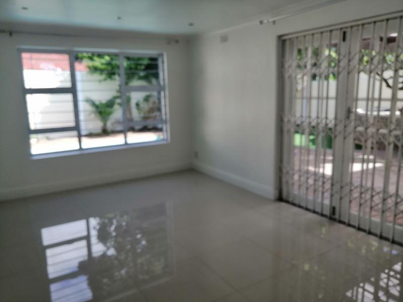 To Let 3 Bedroom Property for Rent in Claremont Western Cape